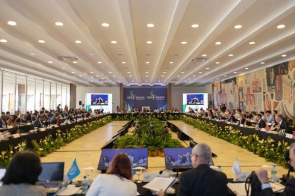 韩国20国集团(G20)首脑会议特使在巴西出席了第一次预备会议