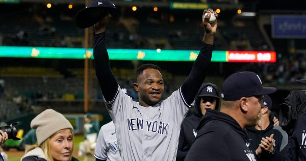 纽约洋基队的多明戈Germán投出了MLB历史上第24场完美比赛