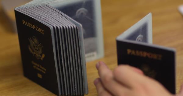 旅行取消且无法退款：护照延误使旅行者脱轨
