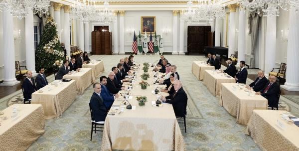布林肯说，他与阿拉伯和穆斯林部长讨论了巴勒斯坦与以色列并存的“共同目标”