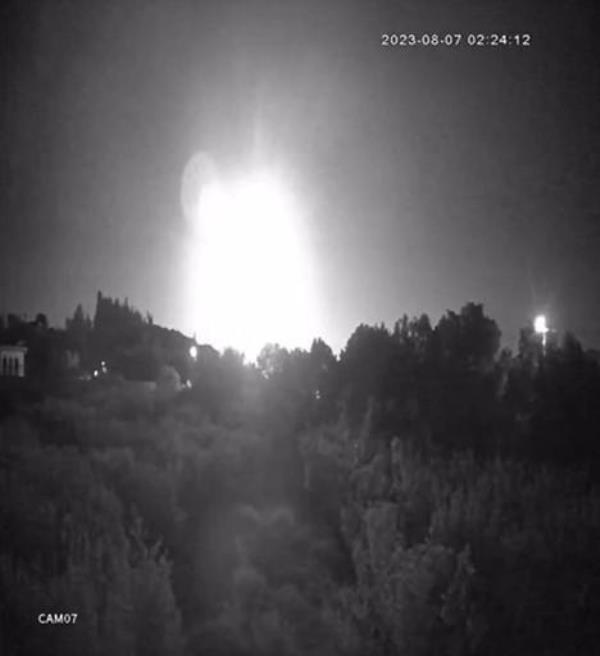 ‘Mysterious lights in Istanbul caused by meteor shower’