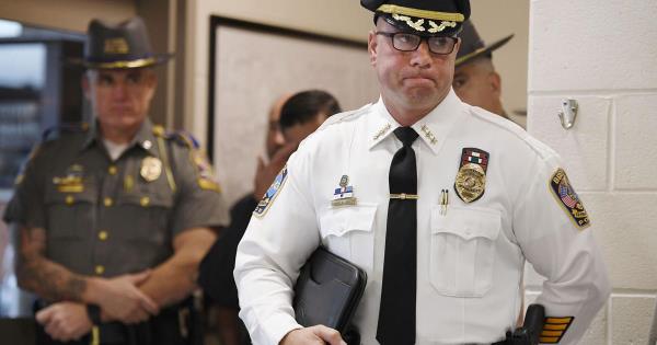 警察：警察可能被诱骗到致命的伏击中