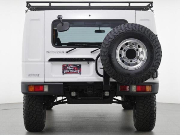 Toyota Mega Cruiser 20