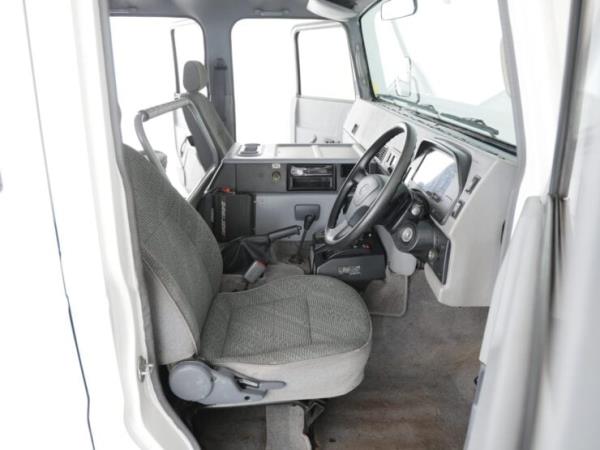 Toyota Mega Cruiser 12