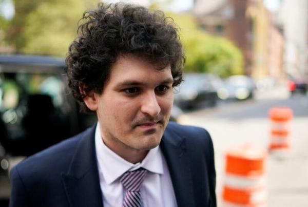 Former FTX Chief Executive Bankman-Fried at a courthouse in New York